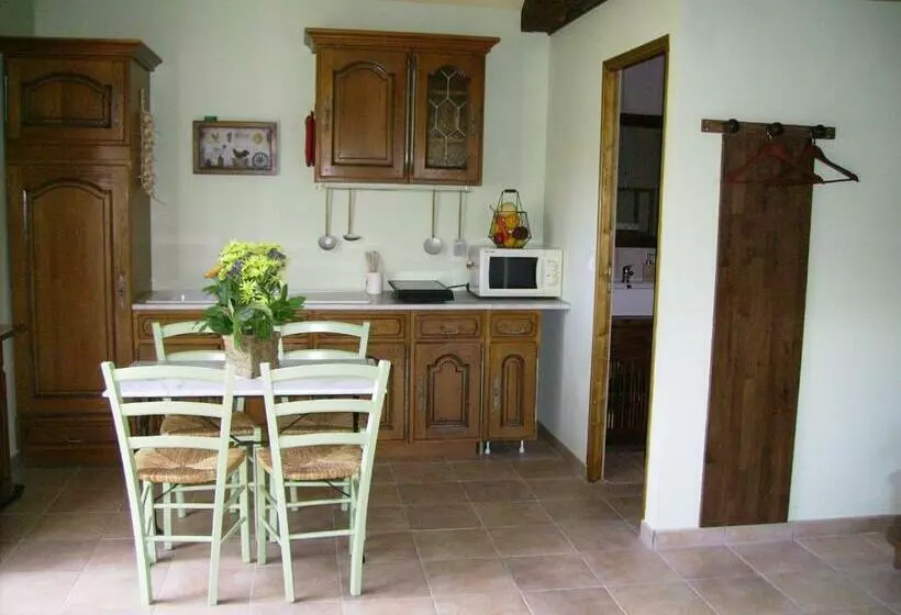 Aamiaismajoitus (B&B) La Vallée Du Cher