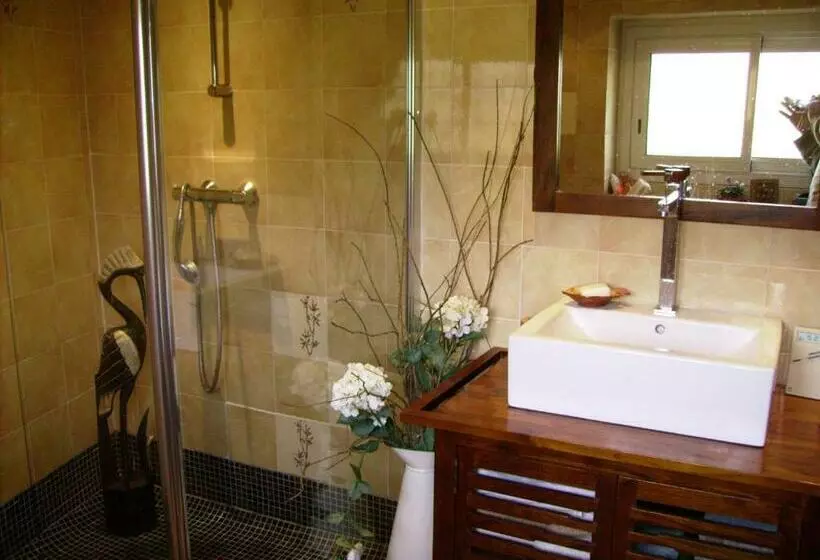 Aamiaismajoitus (B&B) La Vallée Du Cher