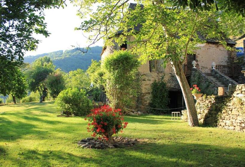 مبيت وإفطار Manoir Des Pélies