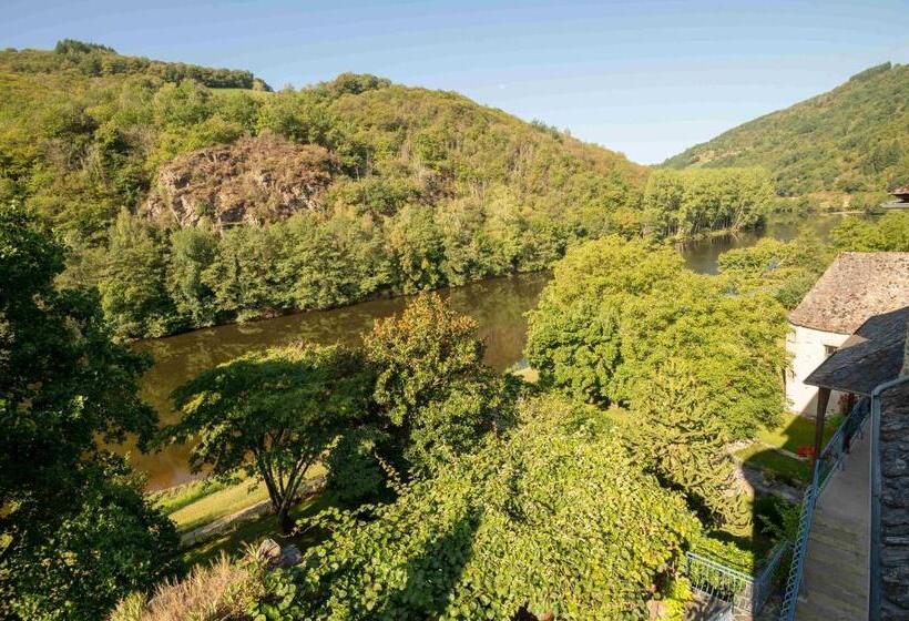 مبيت وإفطار Manoir Des Pélies