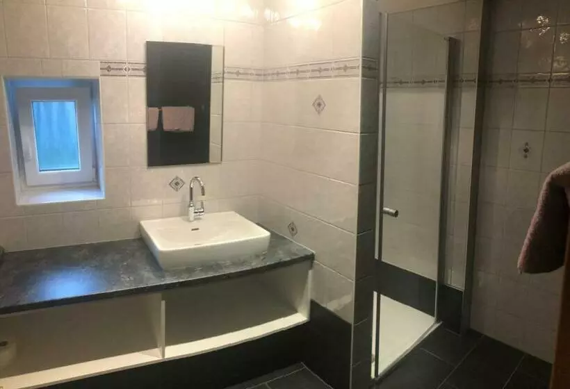 Aamiaismajoitus (B&B) Pension Maier