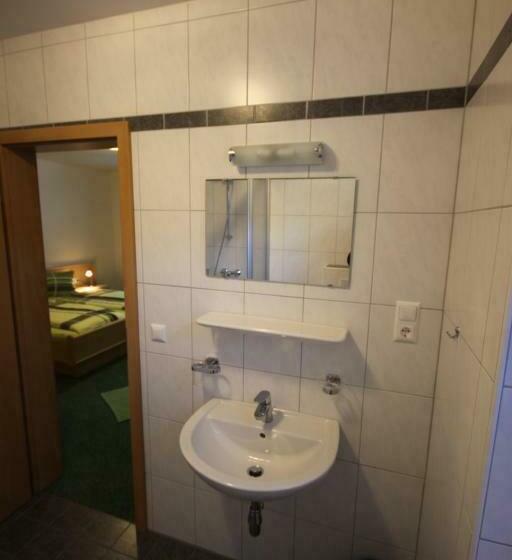 Bed and Breakfast Pension Maier