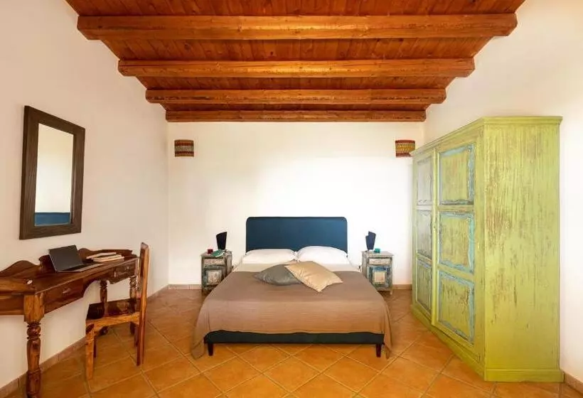 هتل Solemar Sicilia Le Casette Di Calzata