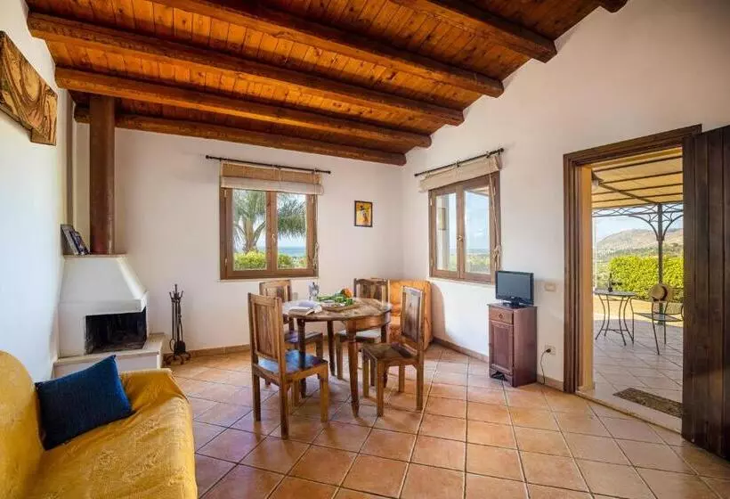 هتل Solemar Sicilia Le Casette Di Calzata