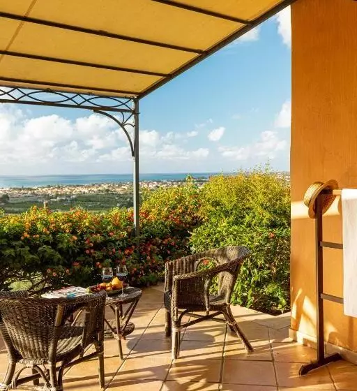 هتل Solemar Sicilia Le Casette Di Calzata