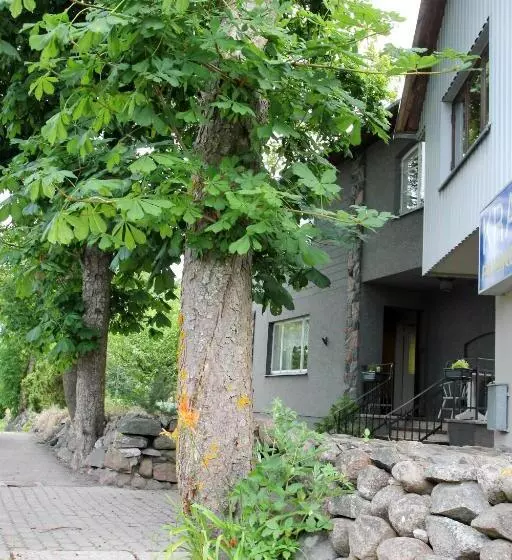Kraavi Guest Hostel