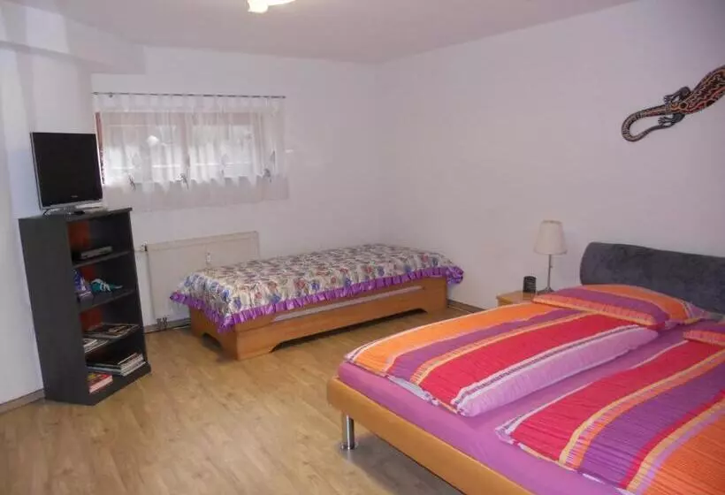 Majatalo Double Two Lodge