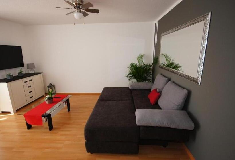 Pensão Double Two Lodge