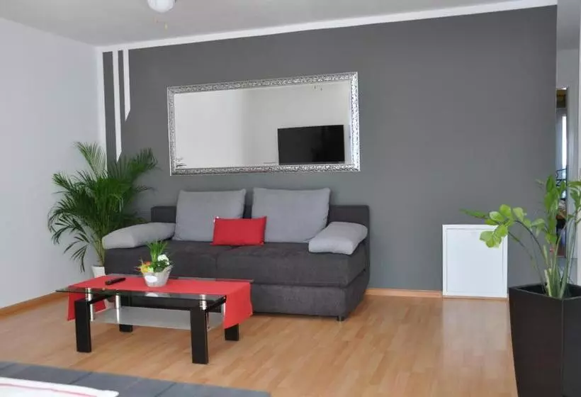 Majatalo Double Two Lodge