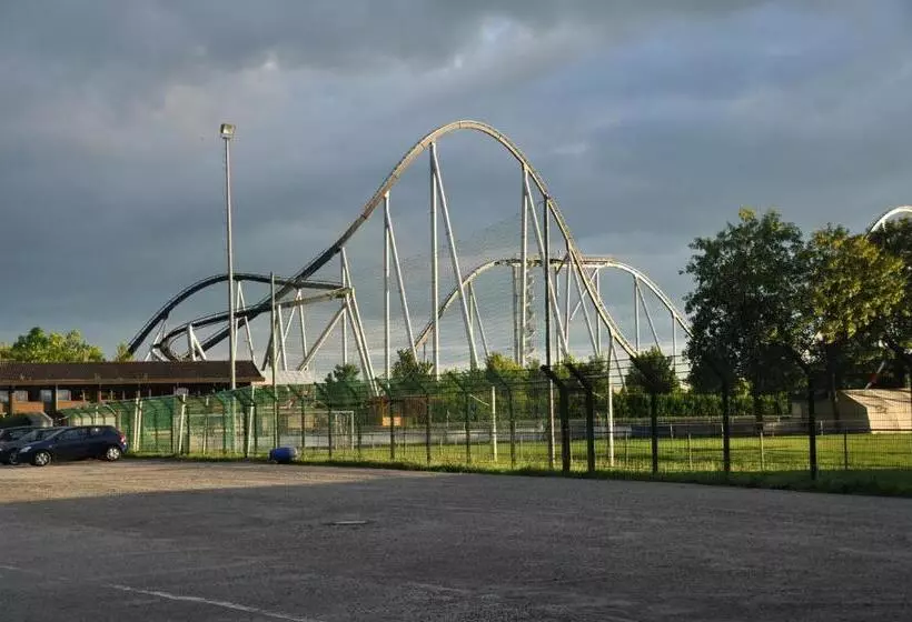 Majatalo Double Two Lodge