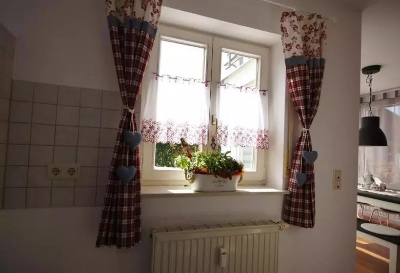 Majatalo Double Two Lodge