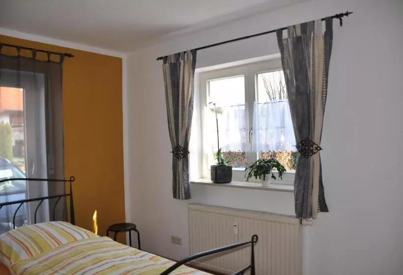 Majatalo Double Two Lodge