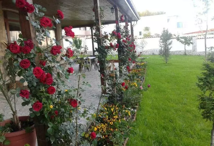 پانسیون Todorovi Guest House