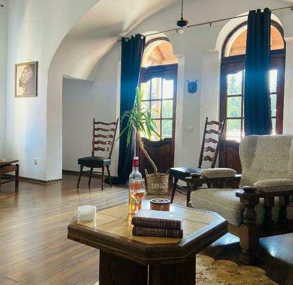 펜션 Turnul Maresalului