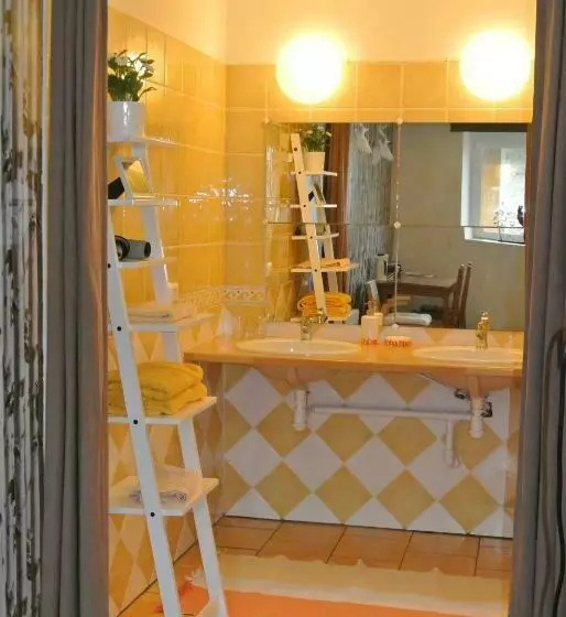 ベッドアンドブレックファースト La Fresnée Chambres D Hôtes