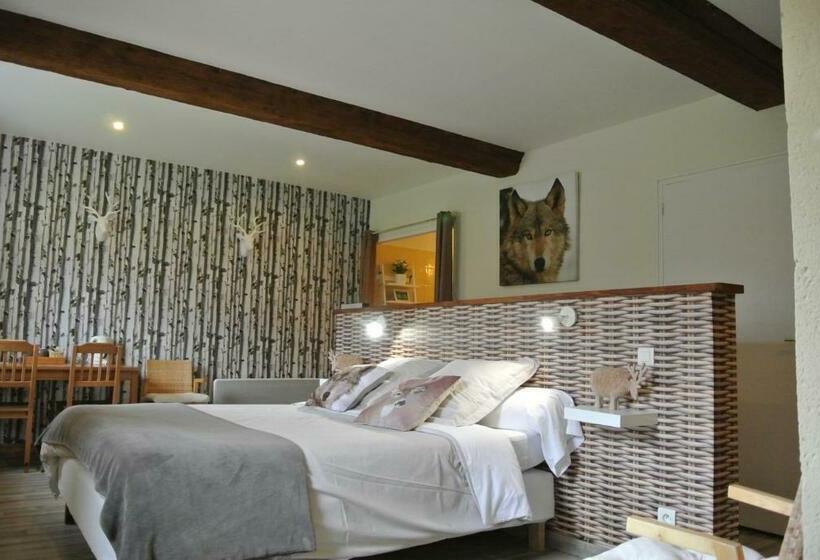 مبيت وإفطار La Fresnée Chambres D Hôtes