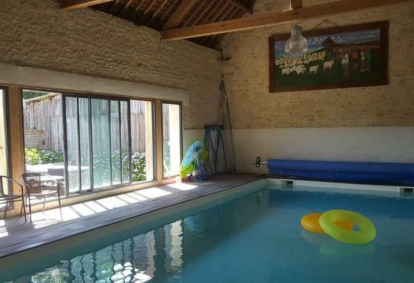 مبيت وإفطار La Fresnée Chambres D Hôtes