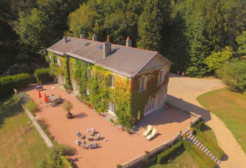 צימר Domaine De La Brugere