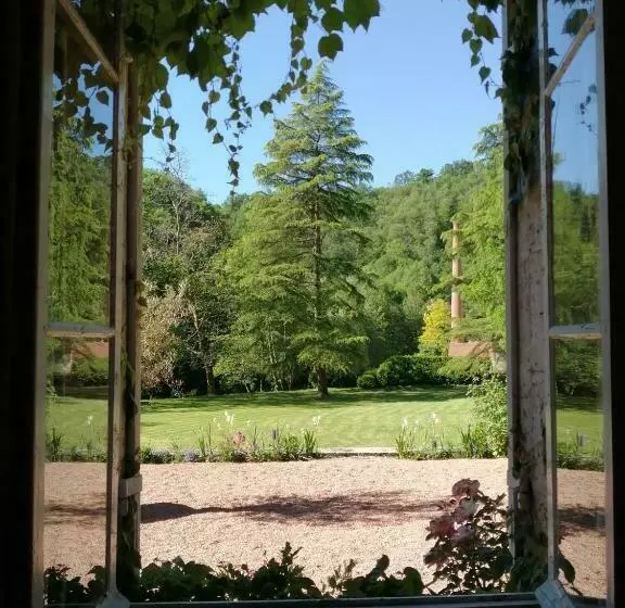 Aamiaismajoitus (B&B) Domaine De La Brugere