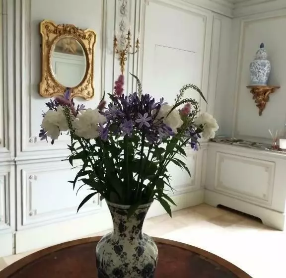 Aamiaismajoitus (B&B) Domaine De La Brugere