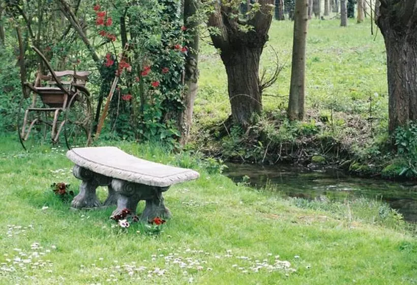 ベッドアンドブレックファースト Le Domaine Des Prés Du Hom