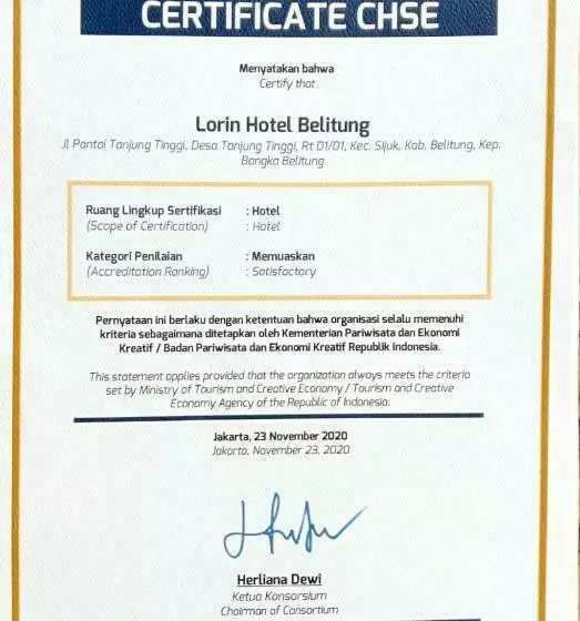 Hotelli Beach Rock Resort, Fka Lor In Beach Resort Belitung