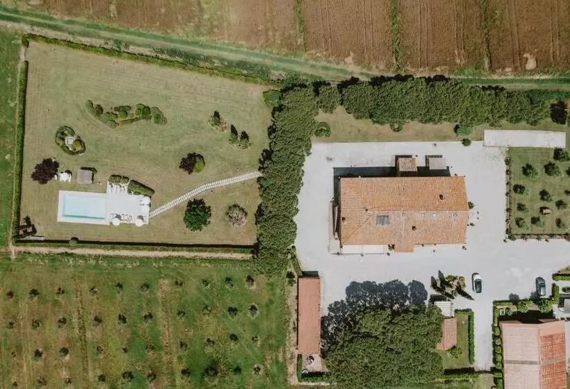 هتل Terra Di Cortona
