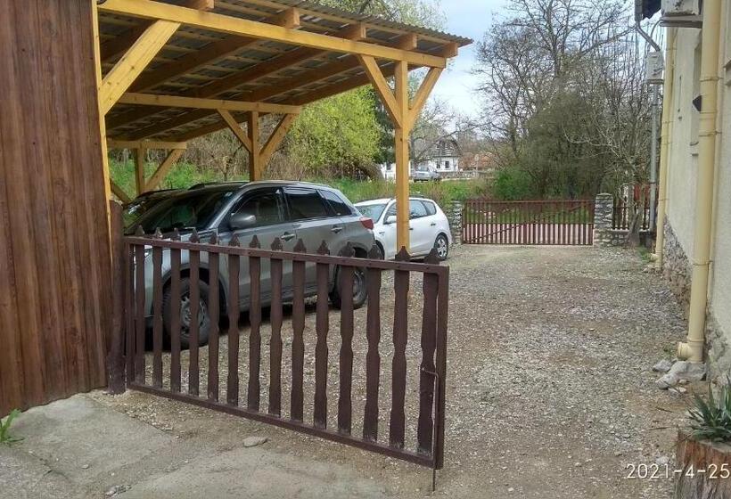 پانسیون Czakó Vendégház és Nyaralóudvar