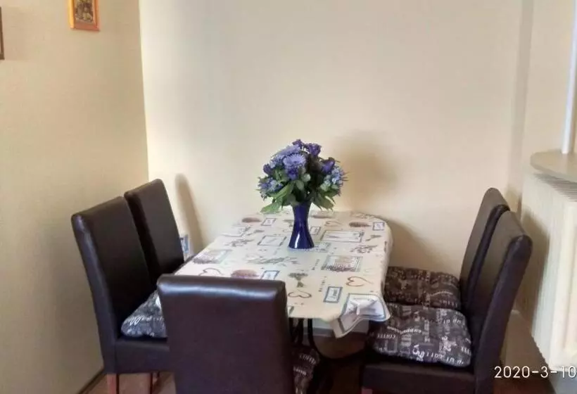 ペンション Czakó Vendégház és Nyaralóudvar