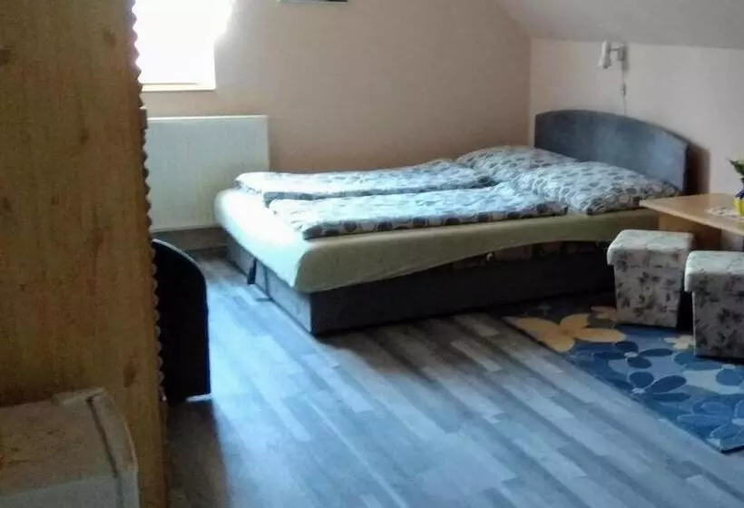 ペンション Czakó Vendégház és Nyaralóudvar