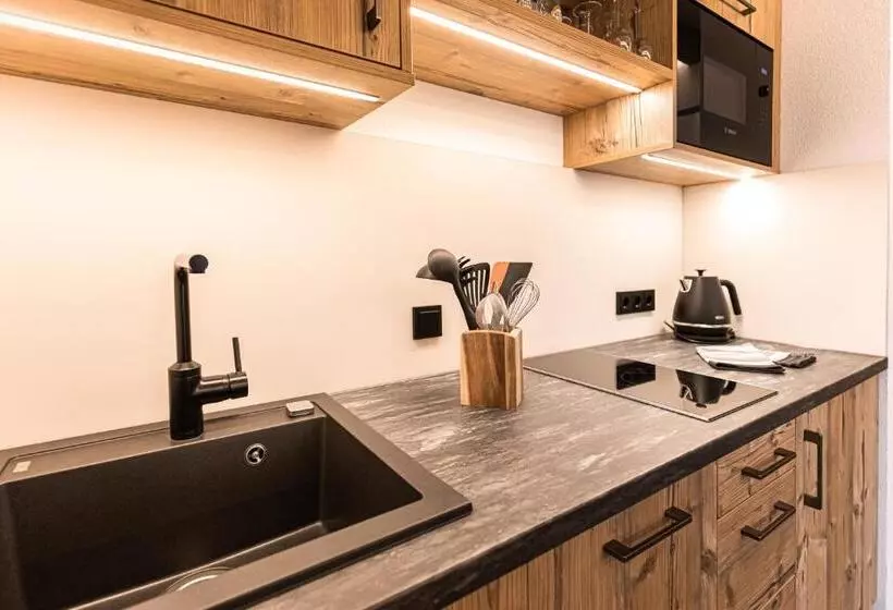 ペンション Gästehaus Fellner