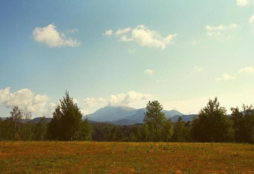 פנסיון La Conac