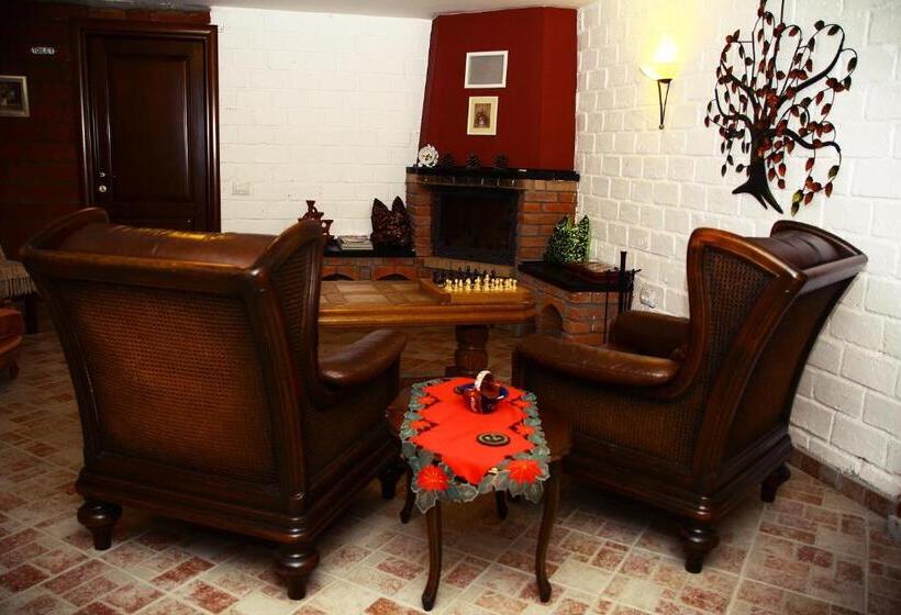 פנסיון La Conac