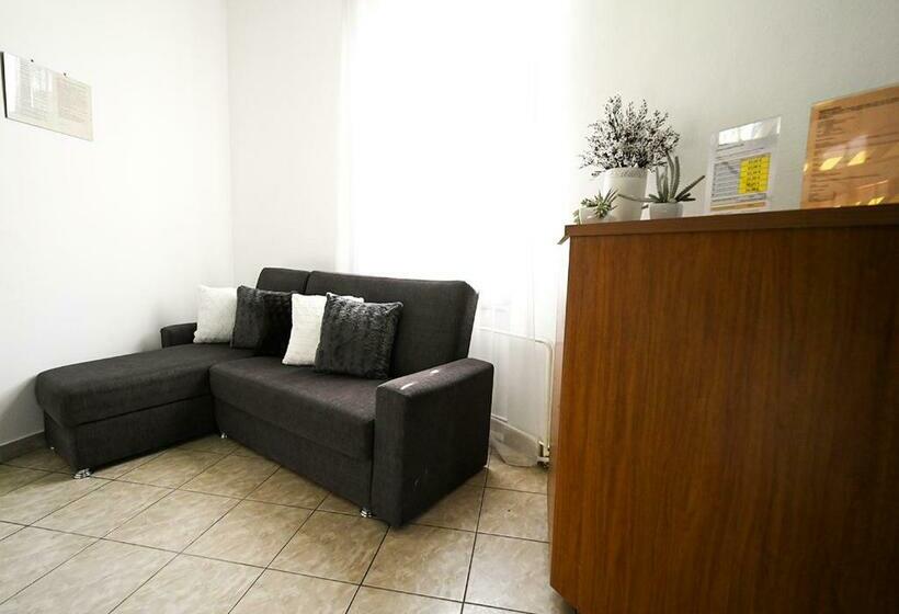 פנסיון Penzion Pri Parku