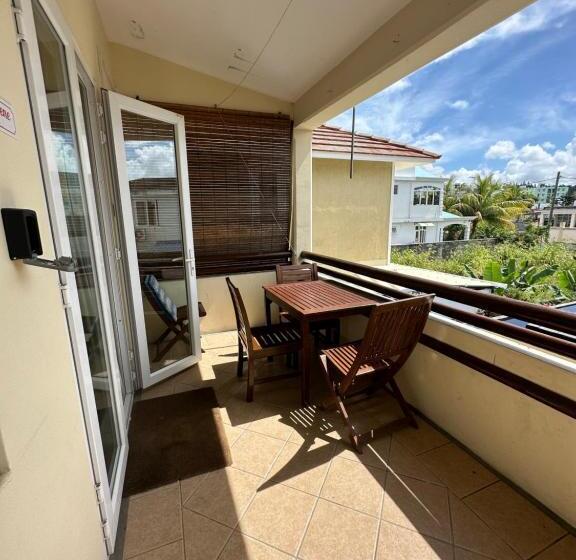 پانسیون Sacha Tourist Residence 1