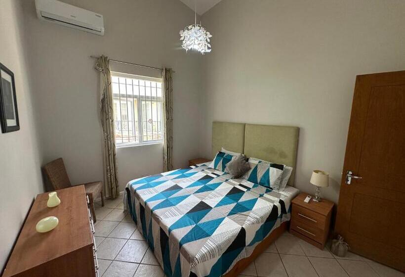 پانسیون Sacha Tourist Residence 1