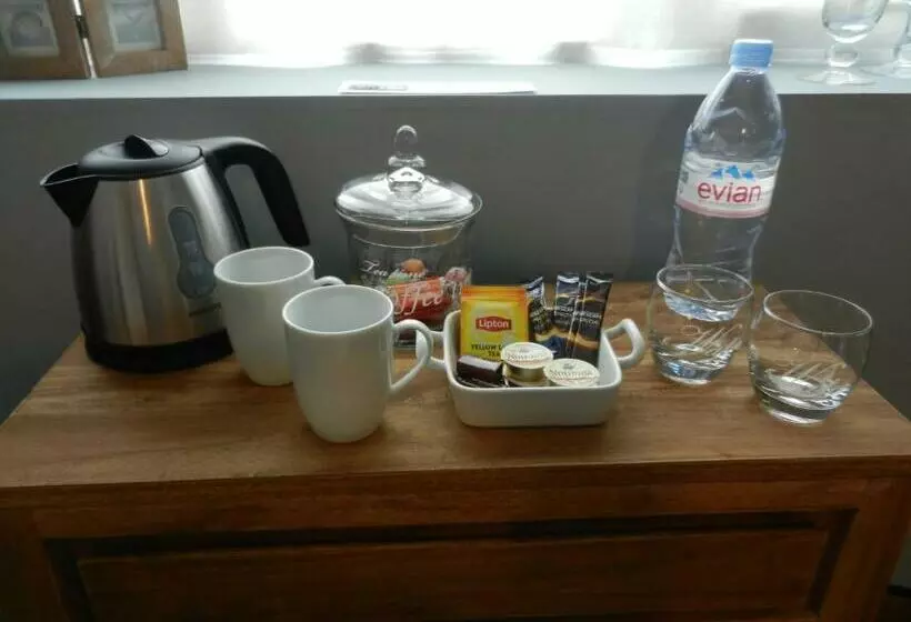 ベッドアンドブレックファースト Juliette S