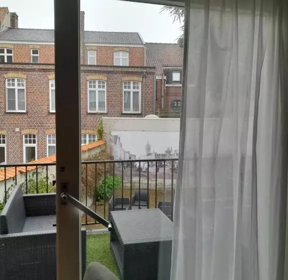 ベッドアンドブレックファースト Juliette S