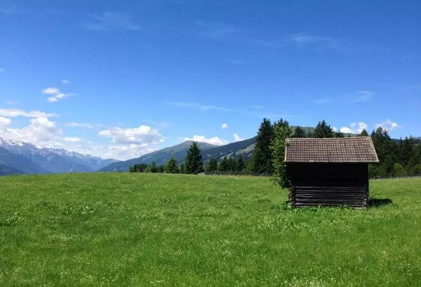 ホテル Biobauernhof Kleinummerstall