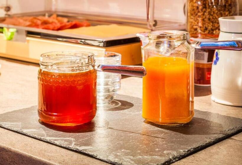 בית מלון כפרי Biobauernhof Kleinummerstall