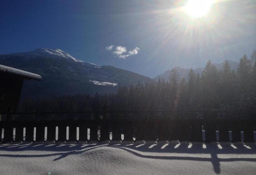 בית מלון כפרי Biobauernhof Kleinummerstall