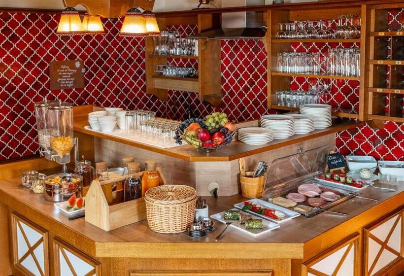 هتل Garni Hochwurzen