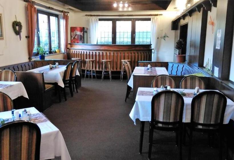 فندق Landhaus Im Kühlen Grunde Garni