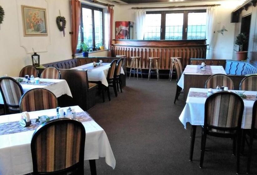 فندق Landhaus Im Kühlen Grunde Garni