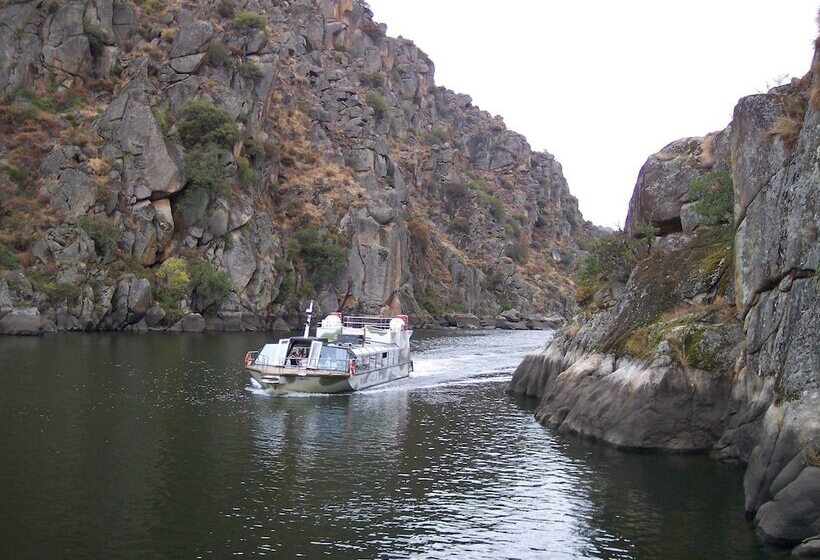 Отель Los Arribes