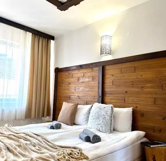 ホテル Red House Family