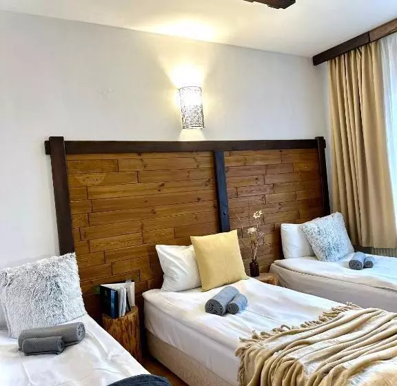 ホテル Red House Family