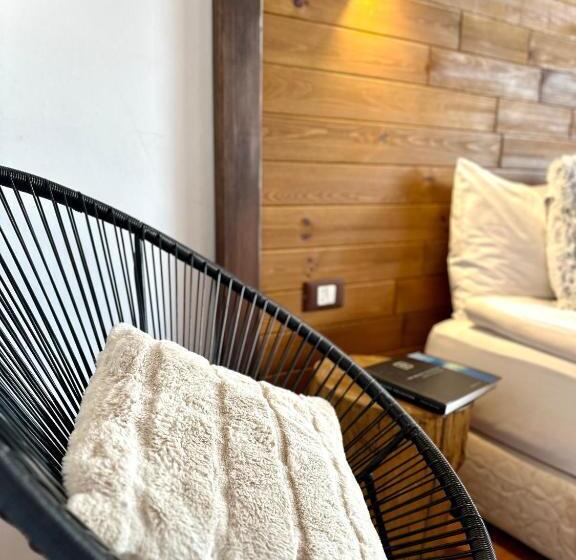 酒店 Red House Family