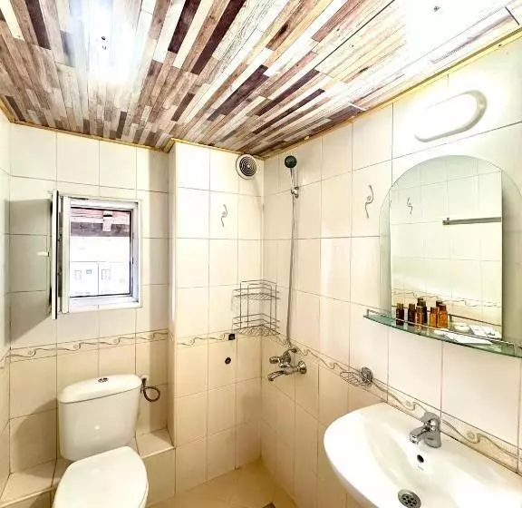 ホテル Red House Family