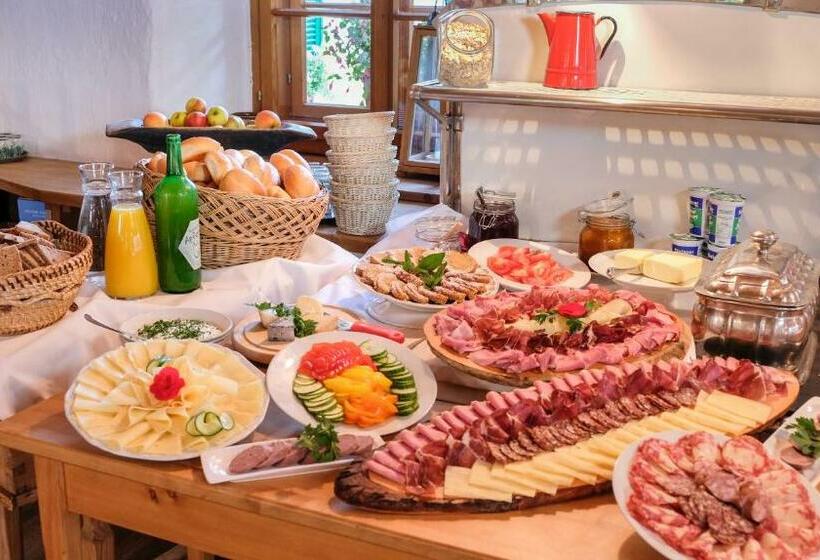 Vandrarhem Wirtshaus Jagawirt